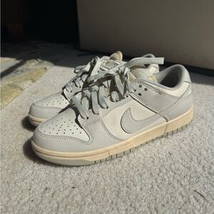 Women’s Nike Dunks